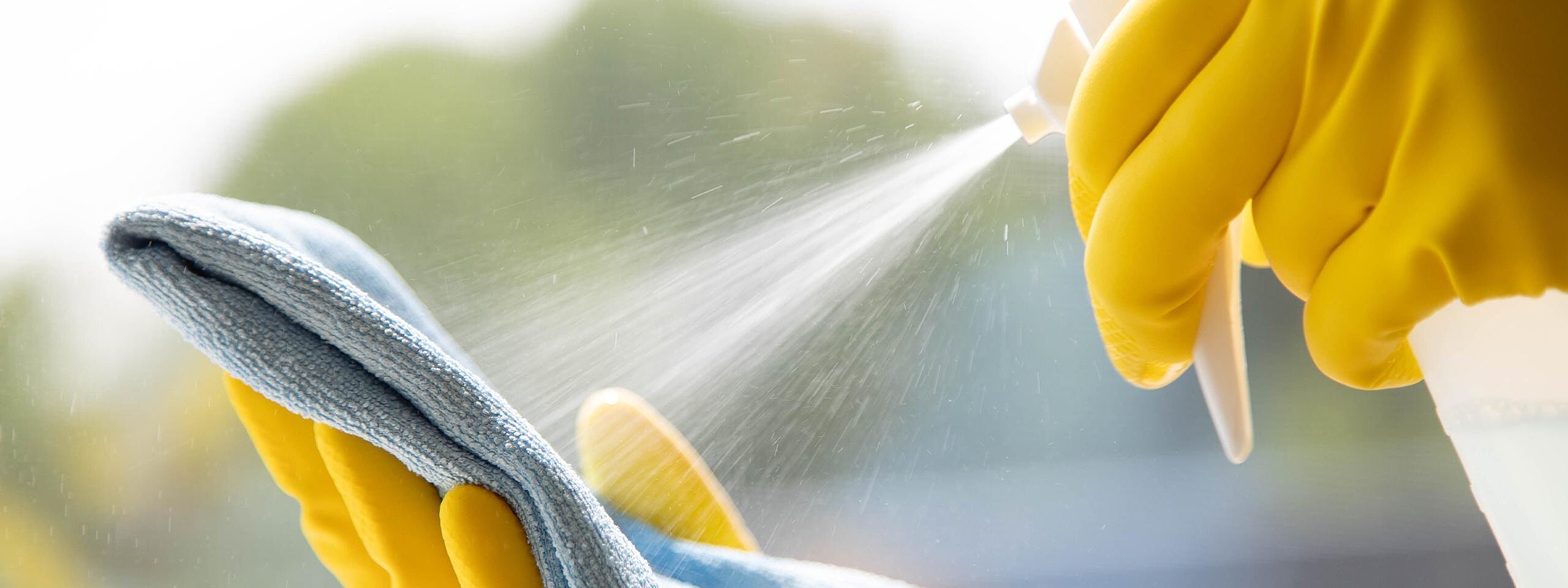 Die Reinigung in Krankenhäusern und Pflegeeinrichtungen ist ein unverzichtbarer Bestandteil des Gesundheitsschutzes